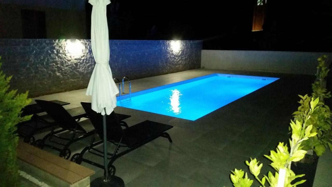 דירות ביבינייה Haus Dalmatia With Heated Pool מראה חיצוני תמונה